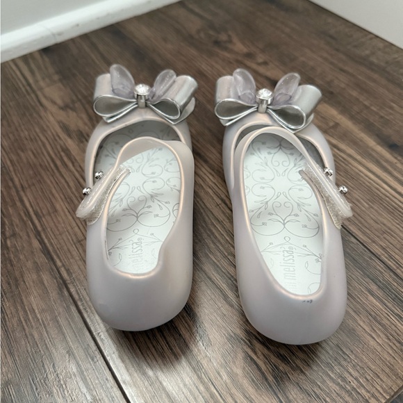 Mini Melissa Silver Dress Shoes with Bow - Picture 6 of 6